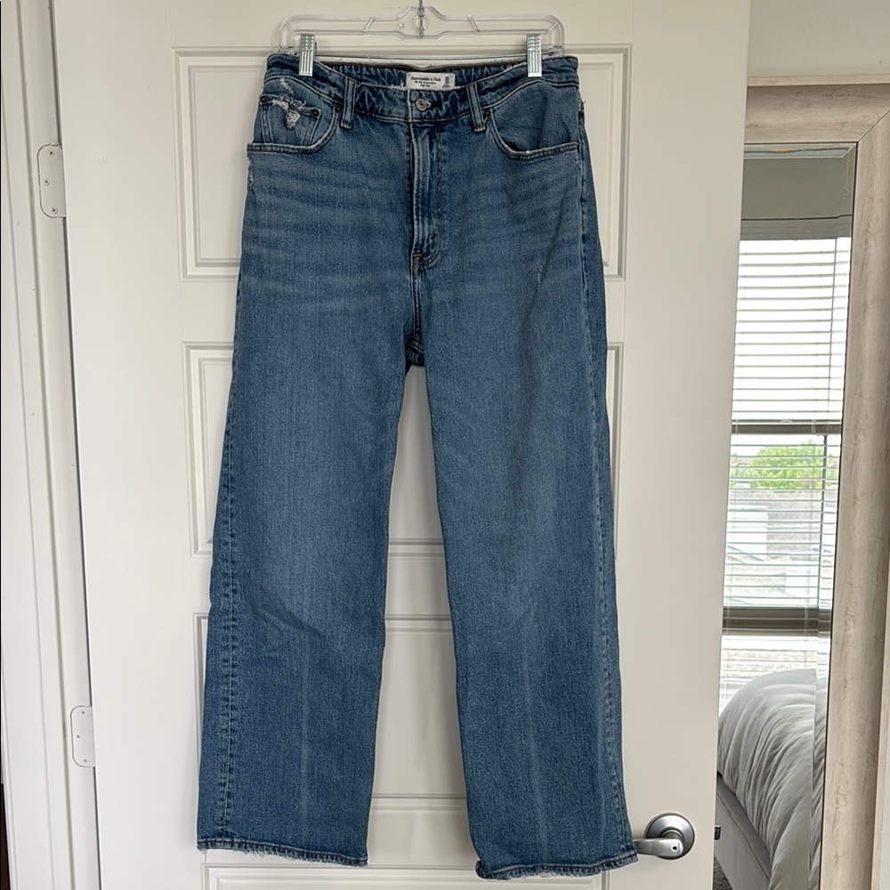 Abercrombie 90s relaxed Jean high rise curve love